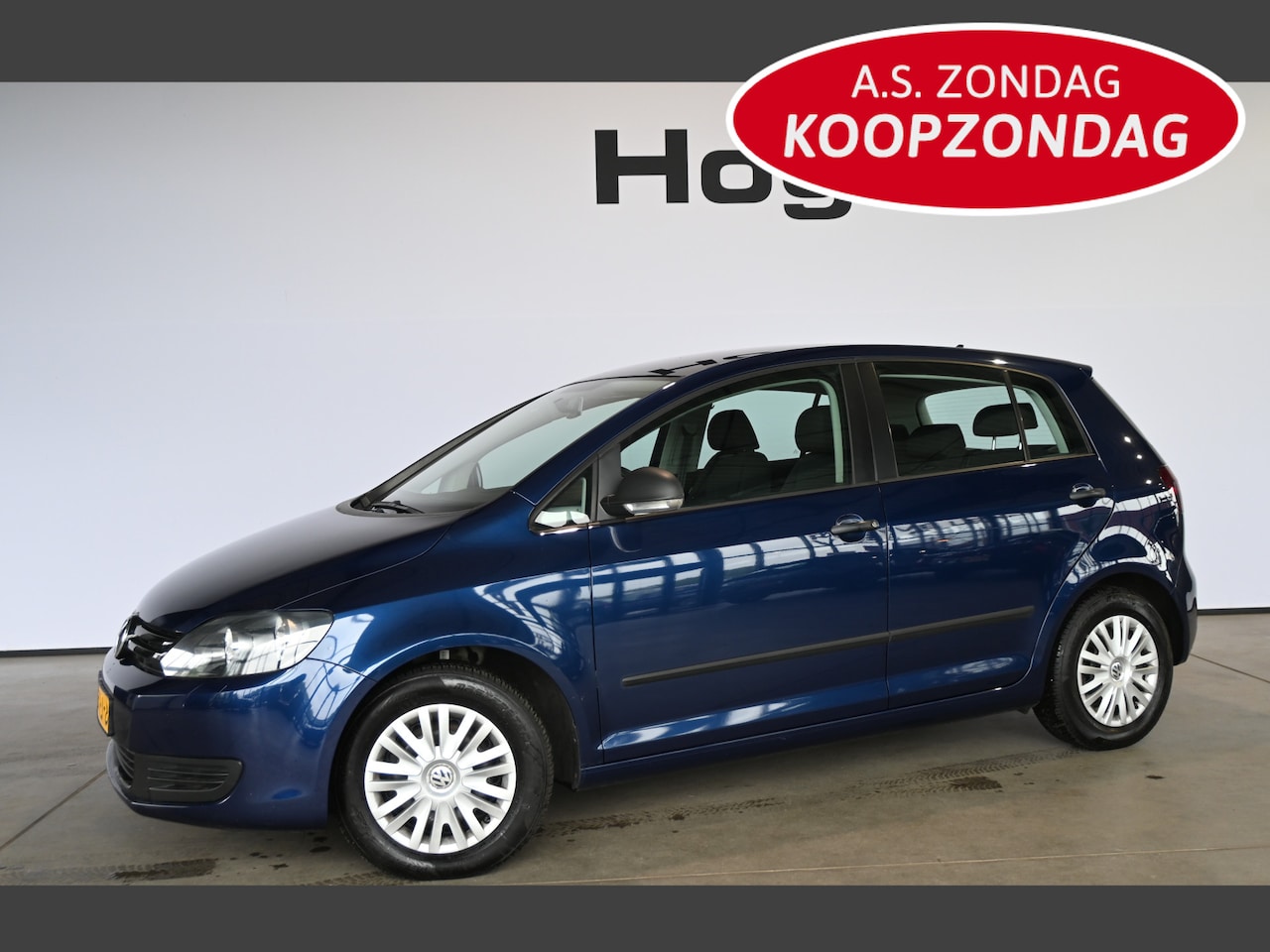 Volkswagen Golf Plus - 1.6 TDI Trendline BlueMotion Automaat Clima Navigatie Goed Onderhouden! Inruil Mogelijk! - AutoWereld.nl