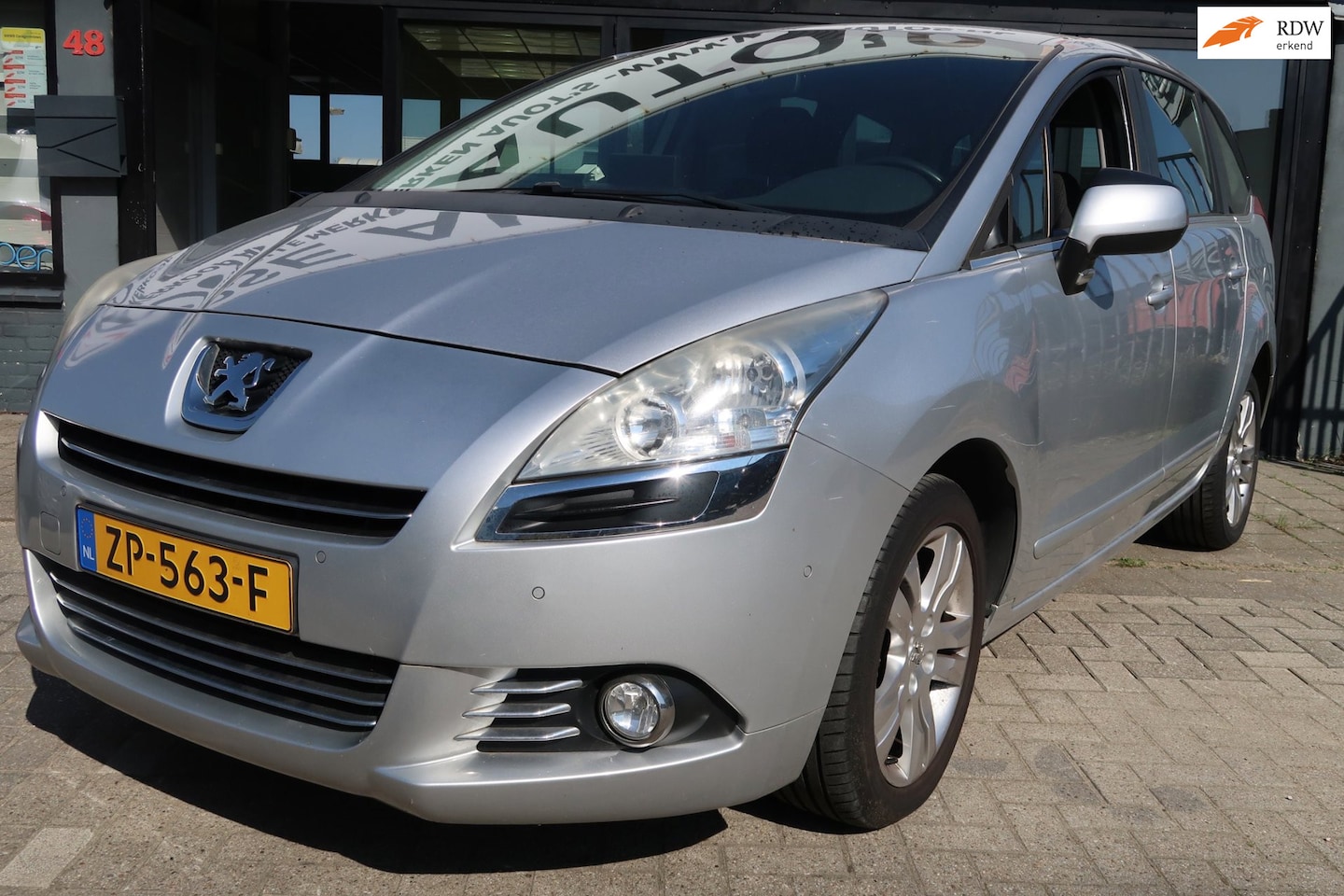 Peugeot 5008 - 1.6 VTi Blue Lease 7p. *Rijklaarprijs *7Persoons *Cruise Control - AutoWereld.nl