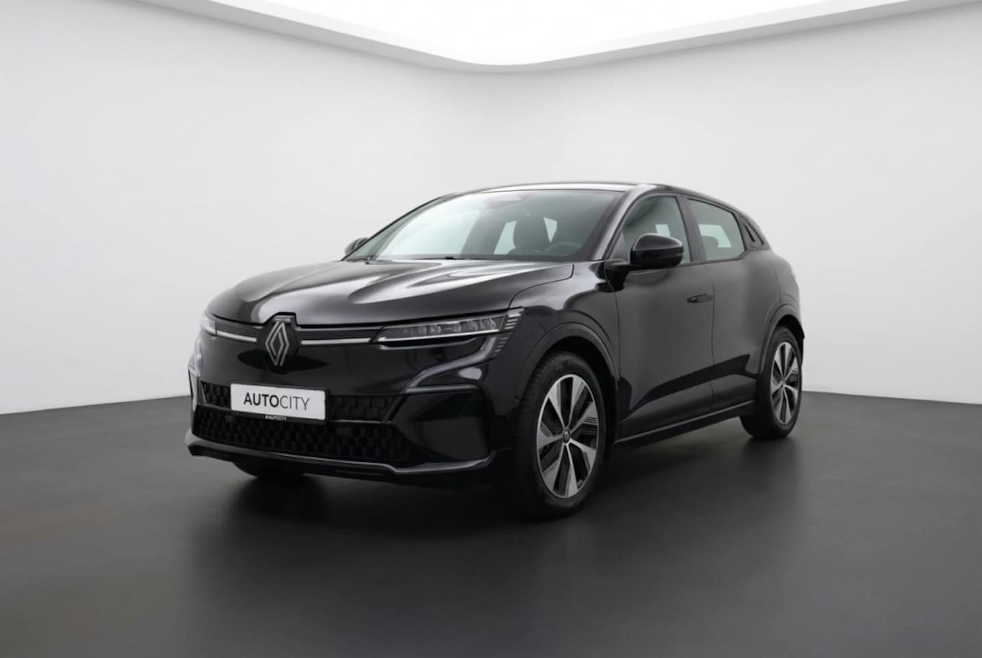 Renault Mégane E-Tech - Electric Evolution EV60 l Camera l Winterpakket l Keyless - AutoWereld.nl