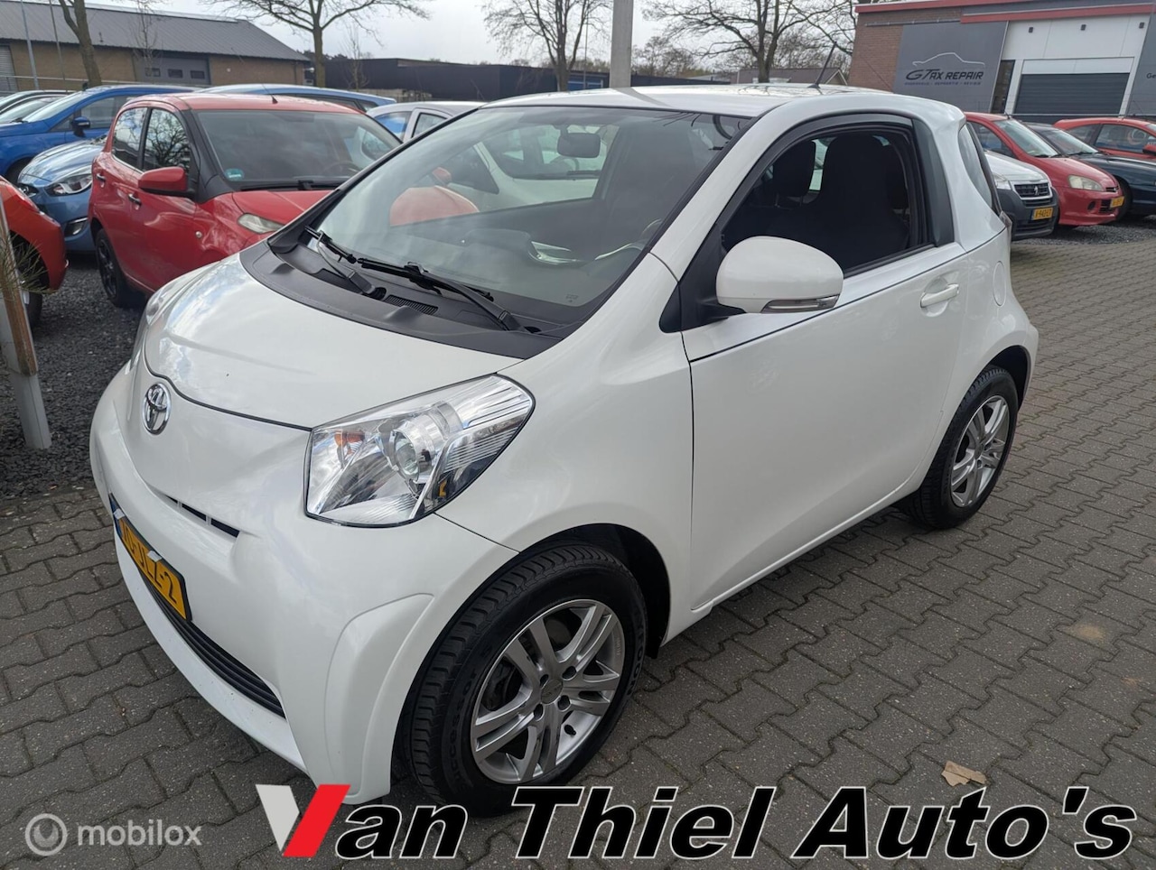 Toyota iQ - 1.0 VVTi Comfort airco lage km stand NAP - AutoWereld.nl
