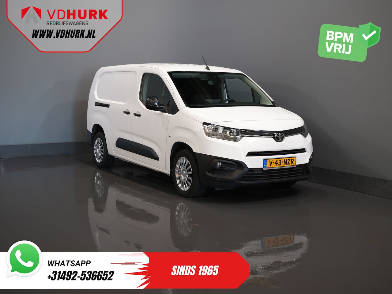 Toyota ProAce City - 1.5 130 pk Aut. L2 2x Schuifdeur/ 3 Pers./ Carplay/ Standkachel/ Airco/ Camera/ Cruise/ PD - AutoWereld.nl