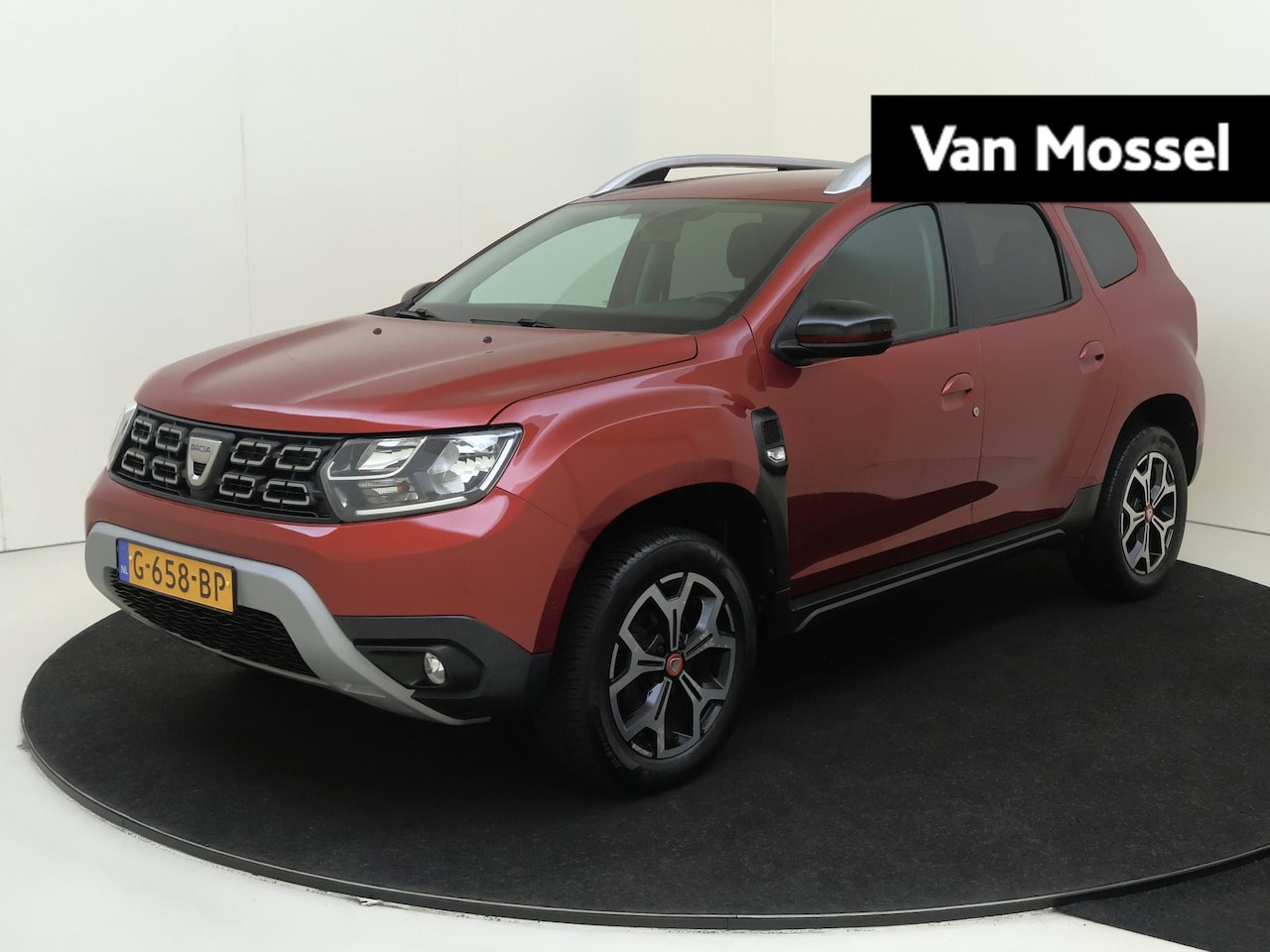 Dacia Duster - 1.3 TCe Tech Road | Navigatie | Parkeersensoren | Trekhaak - AutoWereld.nl