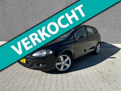 SEAT Leon - 1.6 Sport-up | AIRCO | AUX | ELEK RAMEN | CC | APK T/M 14-3-2027 | AFLEVERBEURT | DISTRIBU