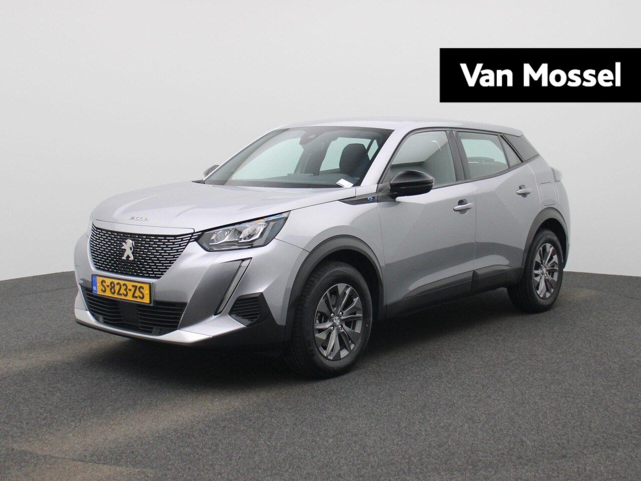 Peugeot e-2008 - EV Active Pack 50 kWh | NAVIGATIE | KLIMAATREGELING | APPLE CARPLAY | PARKEERSENSOREN - AutoWereld.nl