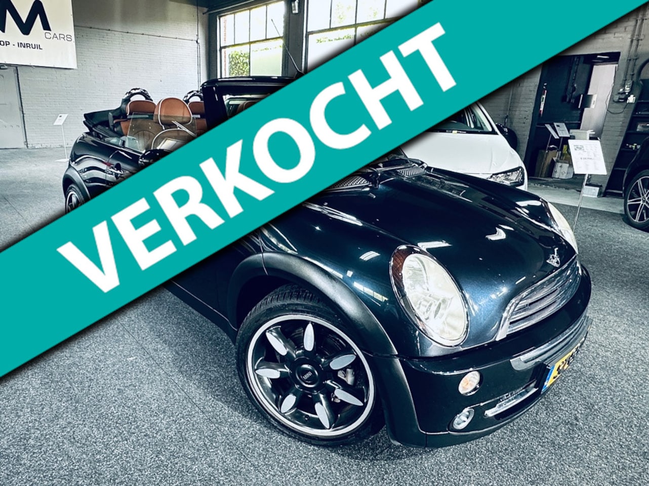MINI Cabrio - Mini 1.6 One SIDEWALK EDITION!! - LEER - STOELVW - AIRCO - VELGEN - AutoWereld.nl