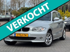 BMW 1-serie - 118i | NW Distributtieketting | Stoelverwarming | Climate control | Parkeersensoren | Xeno
