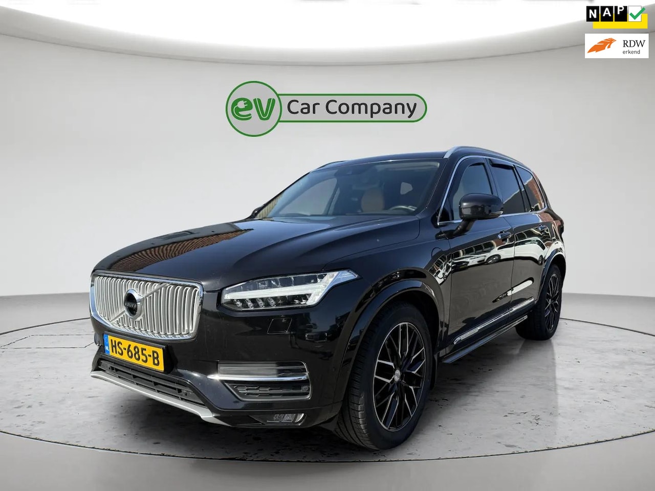 Volvo XC90 - 2.0 T8 Twin Engine AWD Inscription | Panoramadak | Trekhaak | Memory Seats | Camera | Uitl - AutoWereld.nl