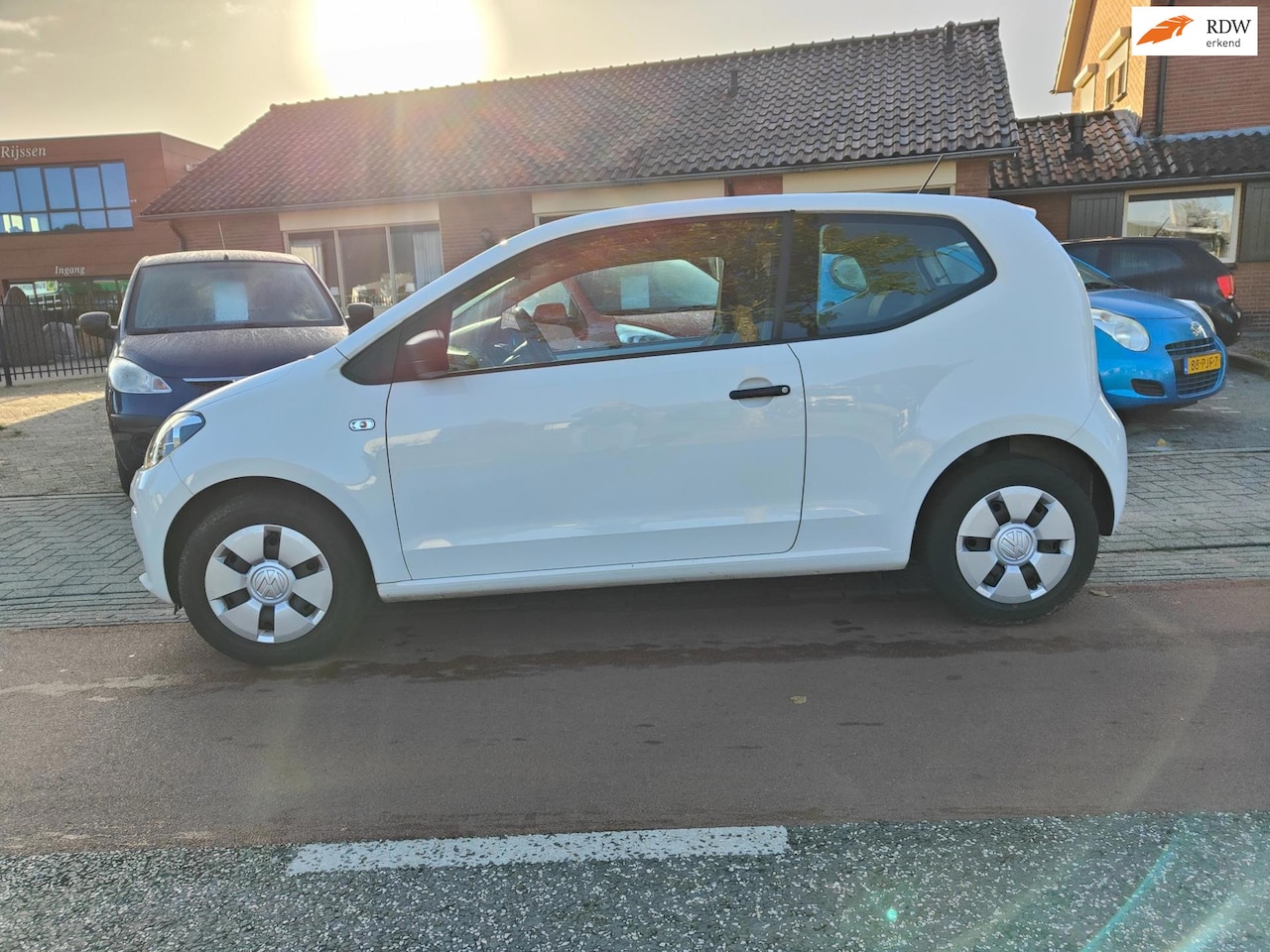 Volkswagen Up! - 1.0 move up! BlueMotion 1.0 move up! BlueMotion nieuwe apk - AutoWereld.nl