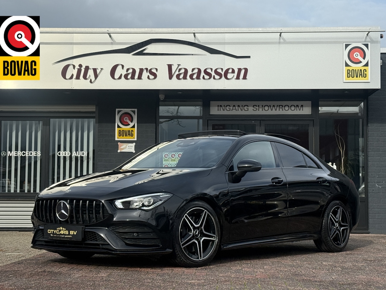 Mercedes-Benz CLA-Klasse - 200 AMG-LINE automaat panodak navi camera climate ctr cruise ctr keyless matrix lmv 18 inc - AutoWereld.nl