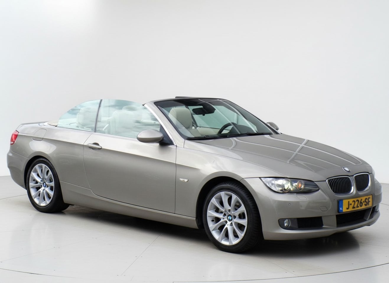 BMW 3-serie Cabrio - 325i|Xenon|Cruise|Stoelverw.|Leder|Trekh. - AutoWereld.nl
