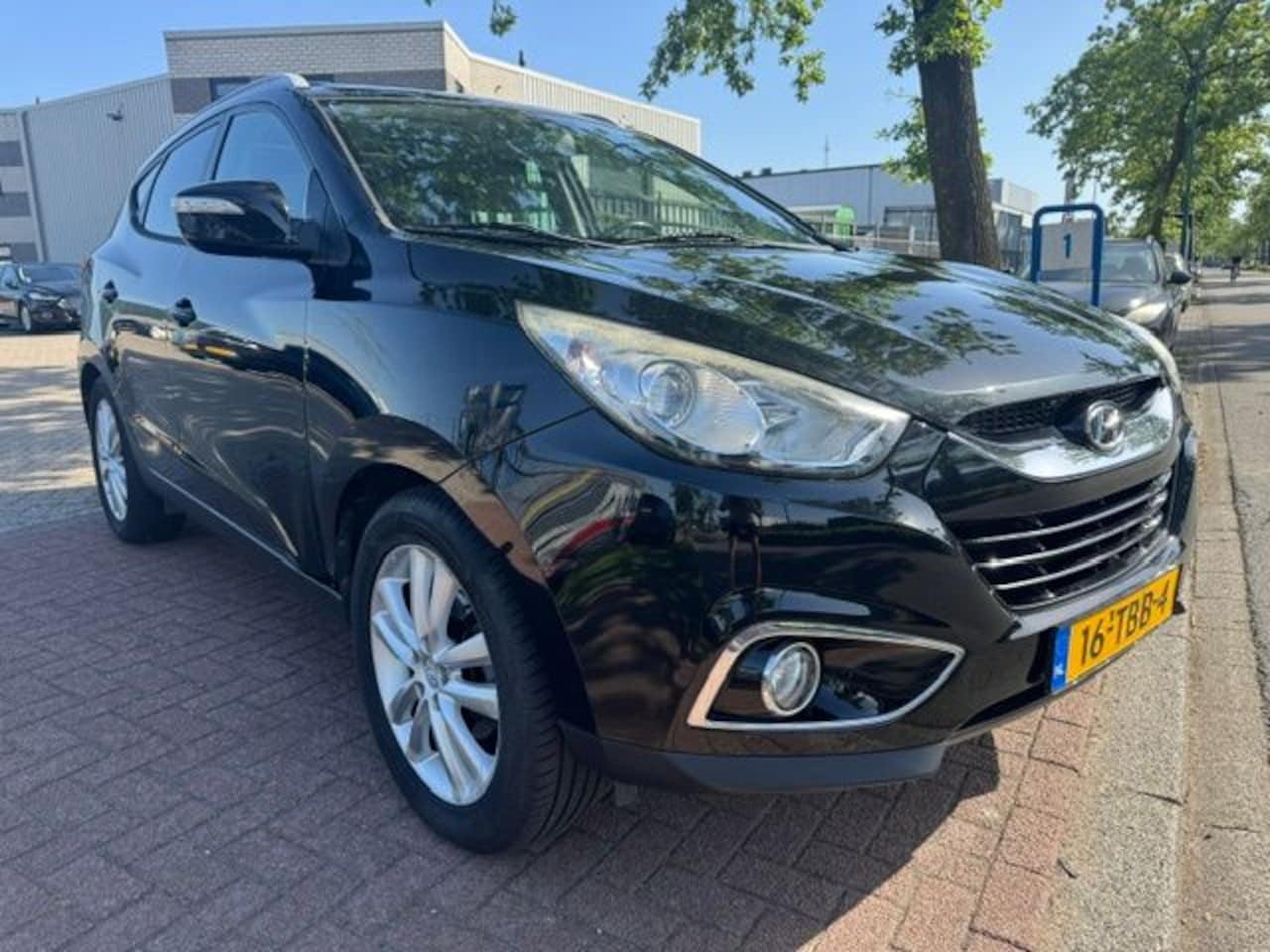 Hyundai ix35 - 2.0i i-Catcher Automaat Airco/ECC,Leder Interieur,Panoramadak - AutoWereld.nl