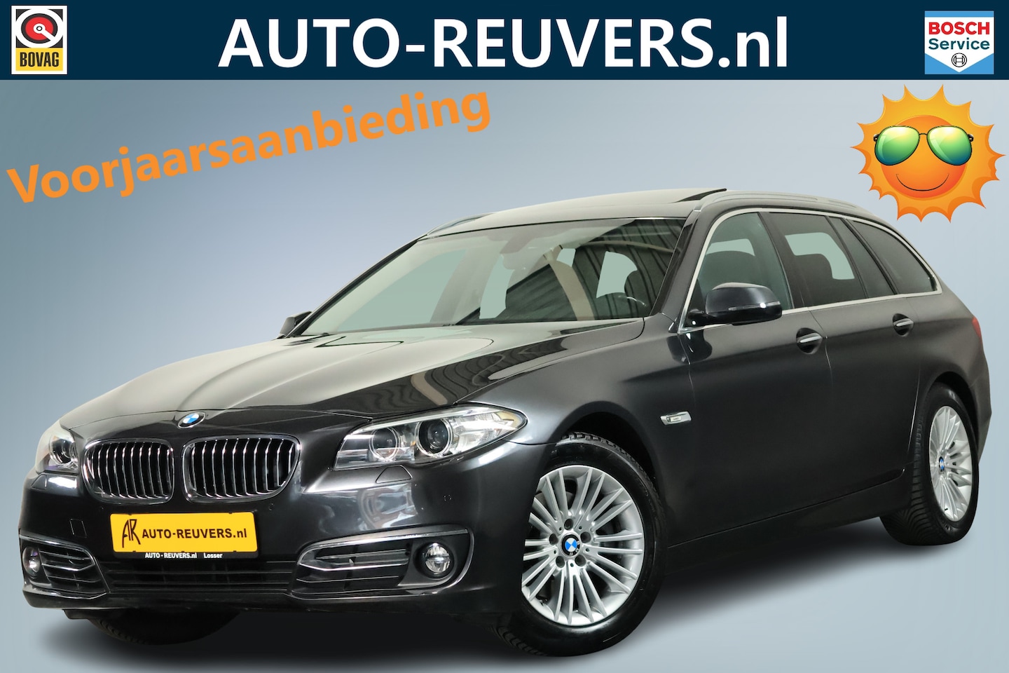 BMW 5-serie Touring - 520i Luxury Edition / Panorama / Leder / LED / Memory - AutoWereld.nl