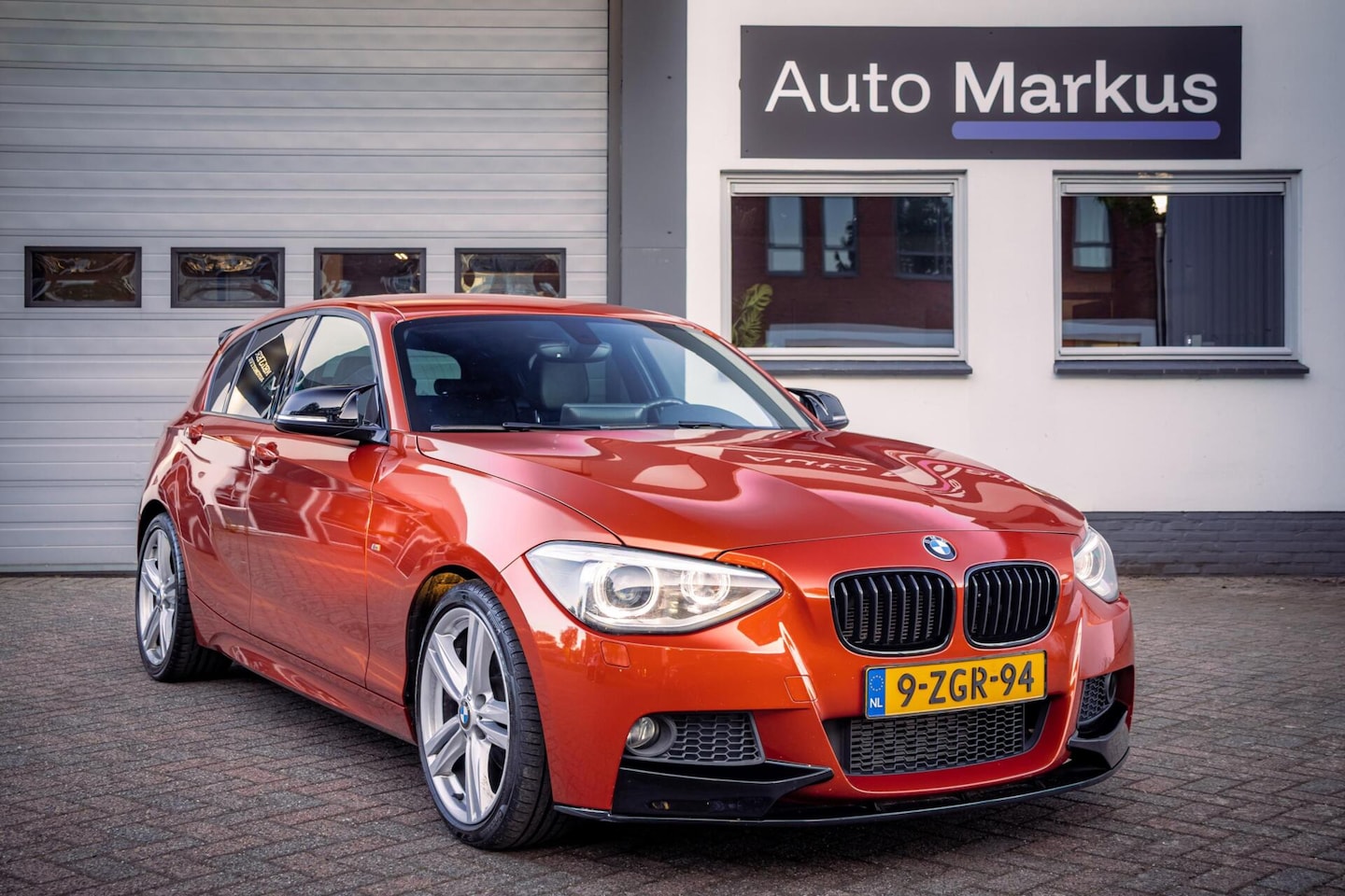 BMW 1-serie - 116i 3X M-Sport|Keyless|Leder|Valencia Orange|Stoelverwarming - AutoWereld.nl