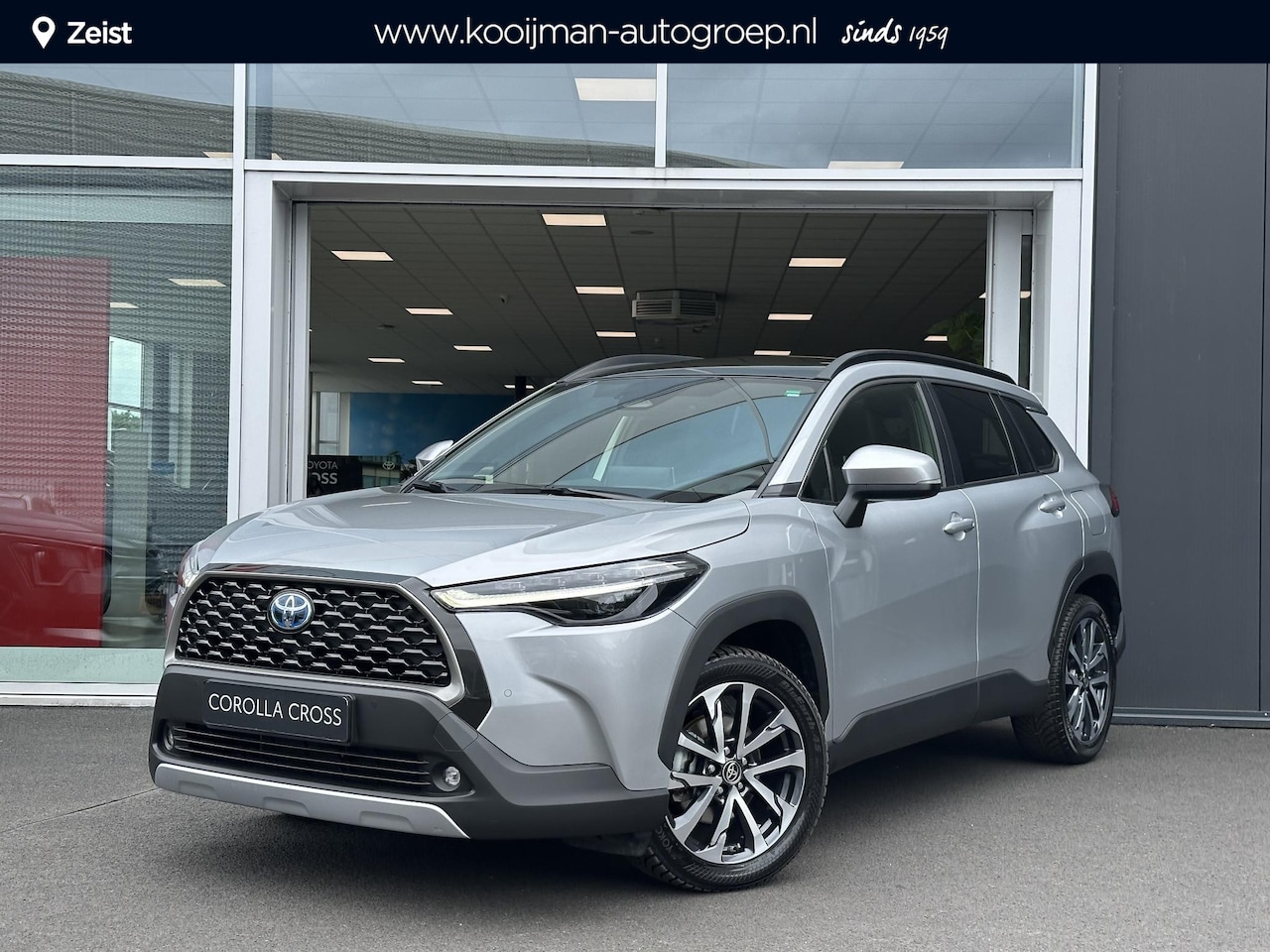 Toyota Corolla Cross - Hybrid 140 1.8 Executive edition All season banden | Panoramadak | Dodehoekdetectie | Park - AutoWereld.nl