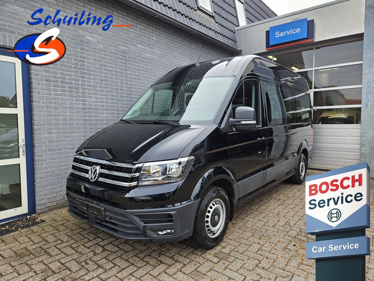 Volkswagen Crafter - 35 2.0 TDI L3H3 Groepsvervoer / Rolstoelbus - AutoWereld.nl