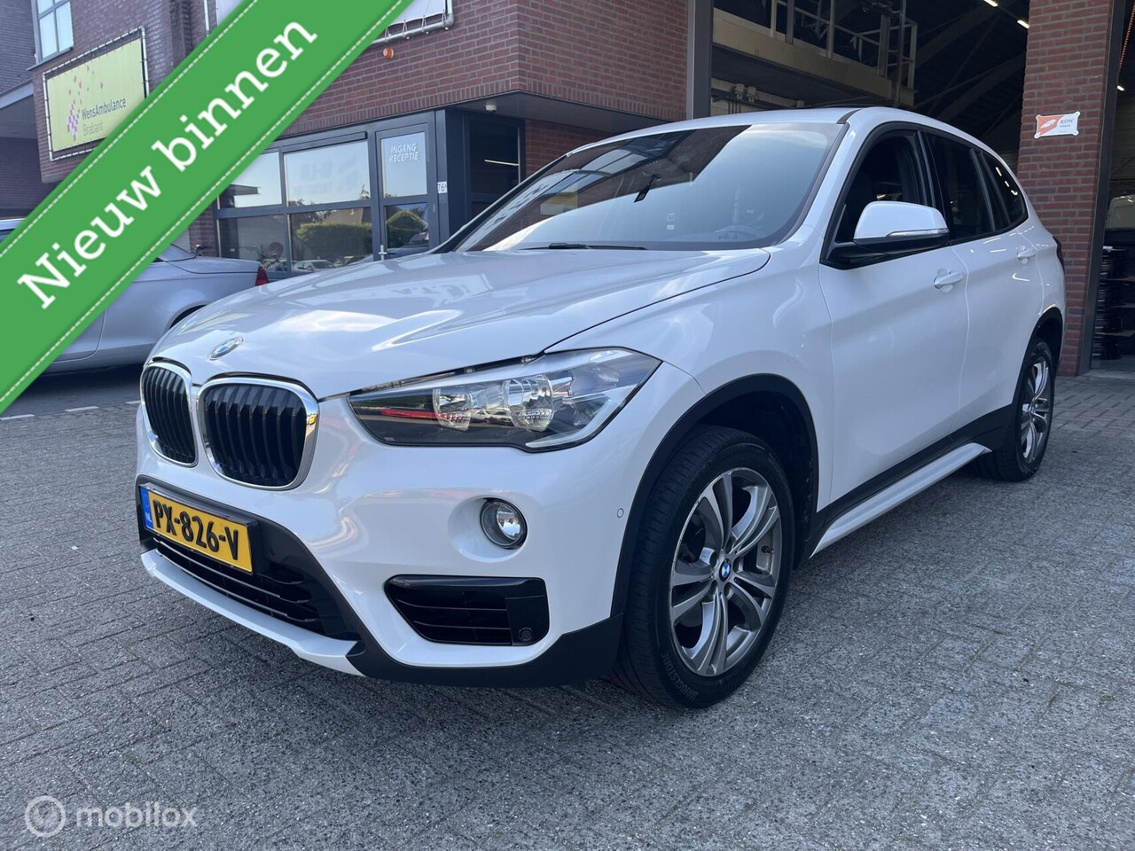 BMW X1 - sDrive18i Centennial Executive NAVI*CRUISE*PANO-DAK* - AutoWereld.nl