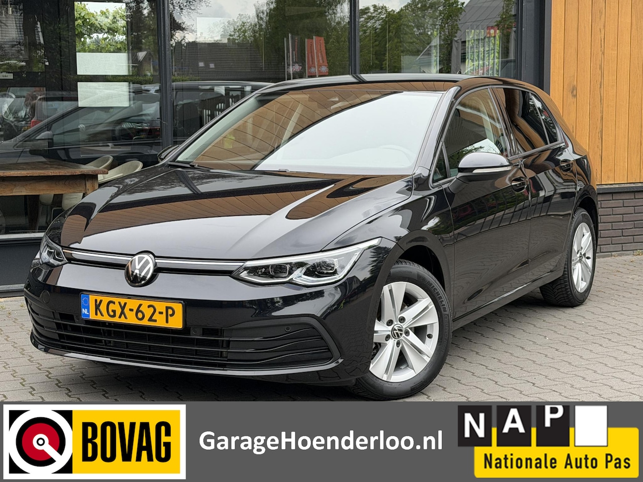 Volkswagen Golf - 1.5 TSI 1.5 TSI 130pk, Camera, Adap.Cruise, Carplay, Stuur/Stoelverw. - AutoWereld.nl