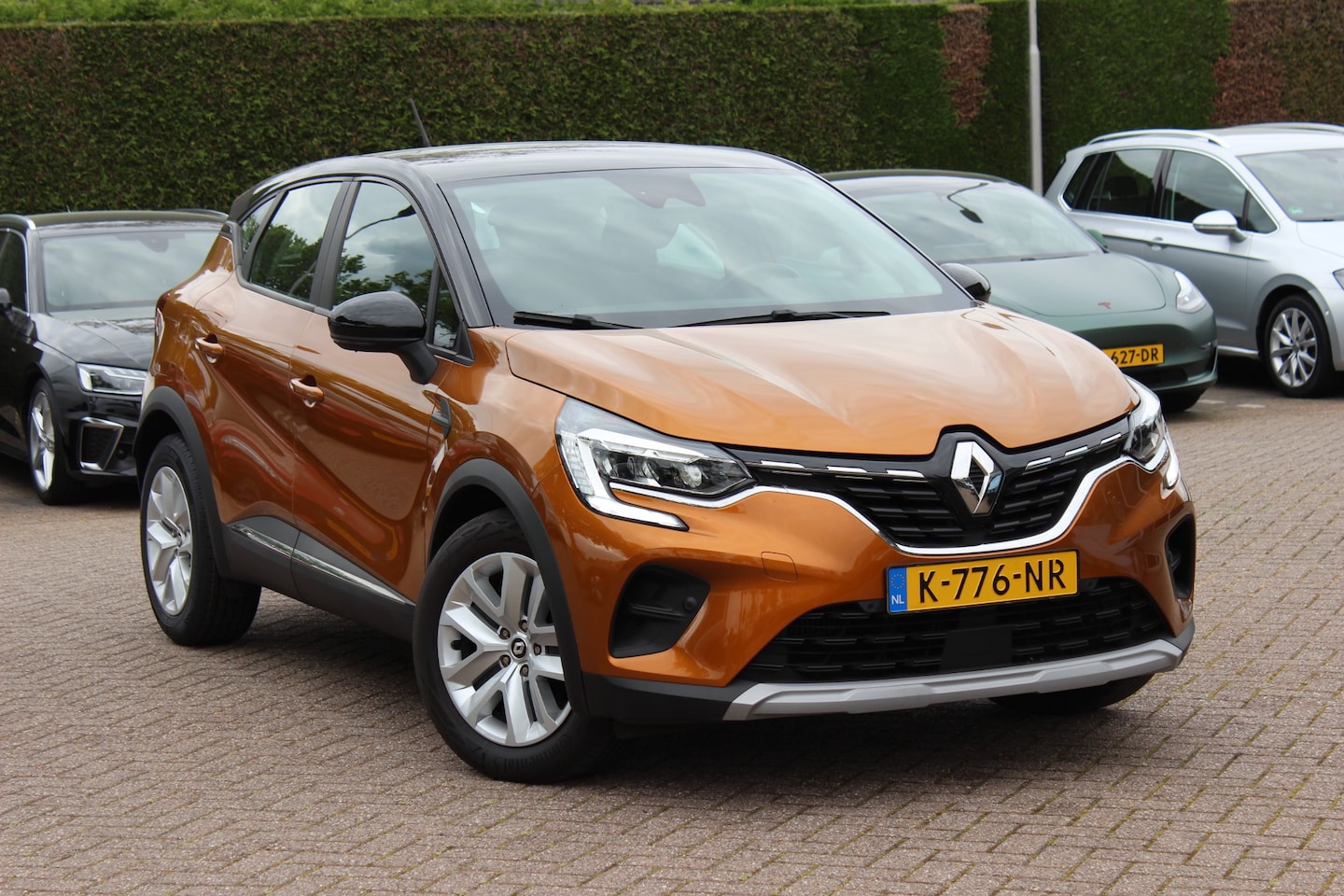 Renault Captur - 1.0 TCe 90 Zen / Trekhaak / Camera / Navigatie / DAB / Cruise Control / Parkeerhulp V+A - AutoWereld.nl