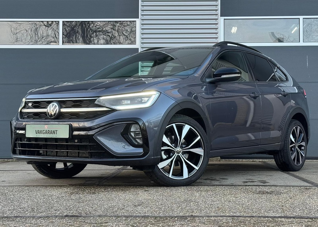 Volkswagen Taigo - 1.0 TSI R-Line |Camera |Virtual display |IQ Light |Keyless |Stoelverw. |ACC - AutoWereld.nl