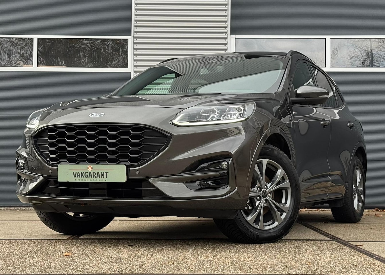 Ford Kuga - 2.5 PHEV ST-Line X |B&O |Stoelverw. |ACC - AutoWereld.nl