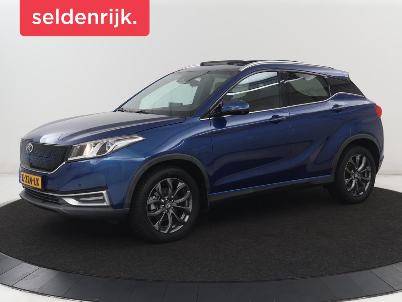 Seres 3 - 52kWh | Panoramadak | Leder | Stoelverwarming | 360 Camera | Navigatie | Keyless | Elektri - AutoWereld.nl