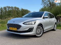 Ford Focus Wagon - 1.0 EcoBoost Vignale Automaat / Panoramadak / Leder / Camera / Navi / Stuur-/Stoelverwarmi