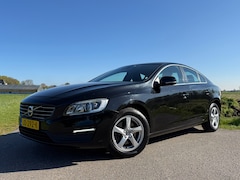 Volvo S60 - 2.0 D2 Nordic+ Clima Navigatie Stoelverwarming Dealer Onderhouden 1ste Eigenaar Trekhaak 6