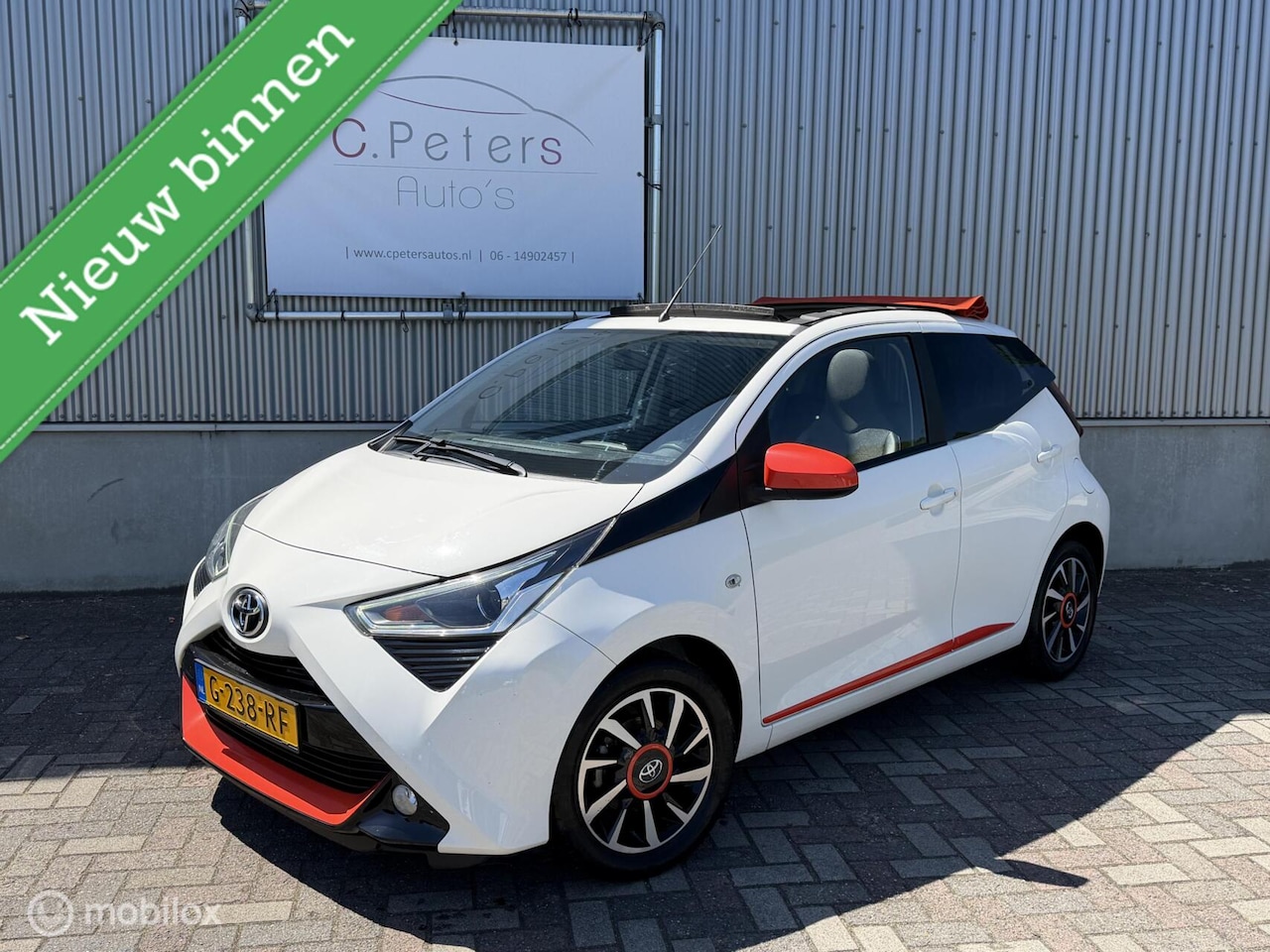 Toyota Aygo - 1.0 VVT-i x-cite 2019 Cabrio / Vouwdak / Camera / Carplay / NAP - AutoWereld.nl