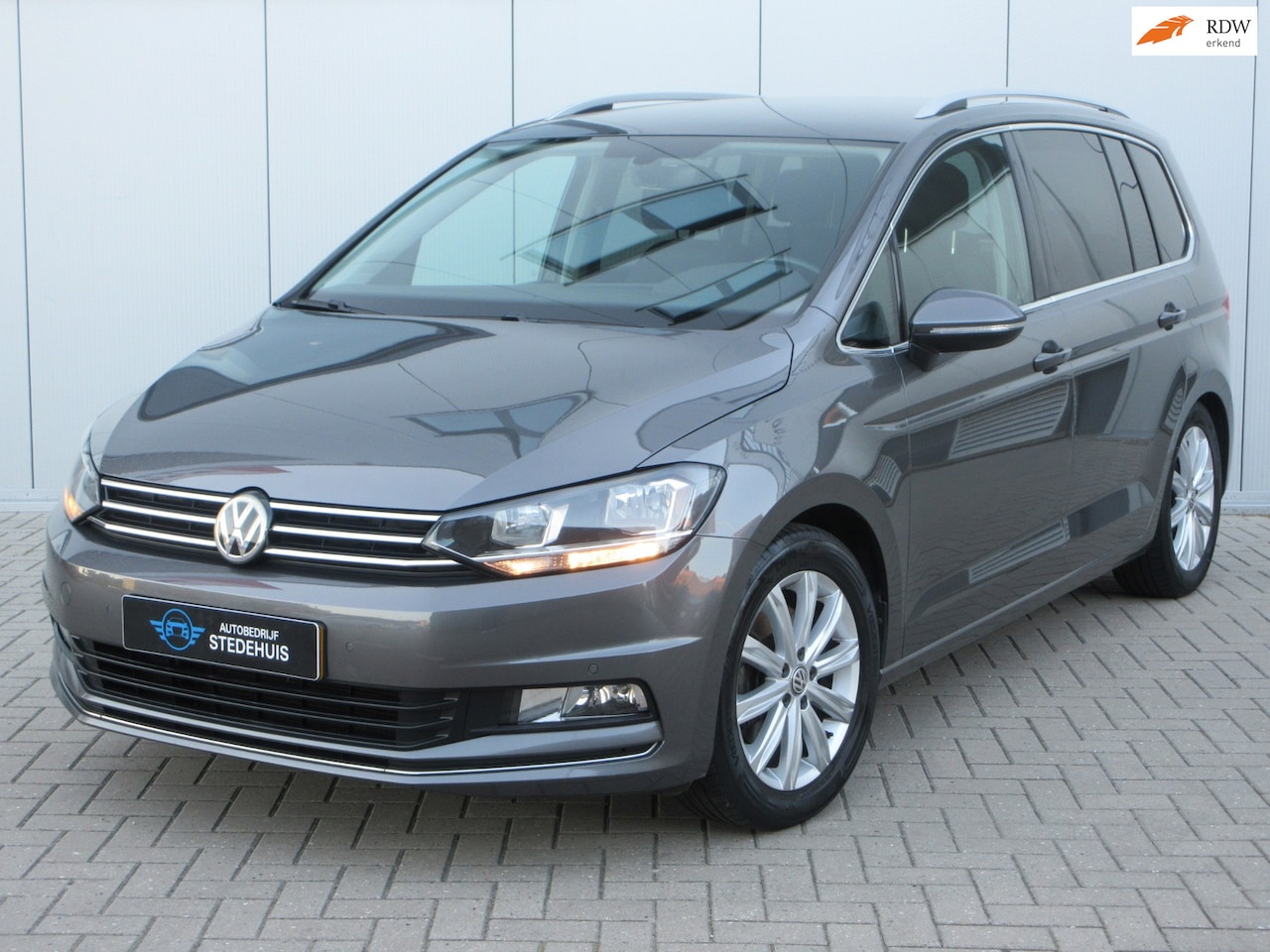 Volkswagen Touran - 1.2 TSI Highline 7p Navi | Trekhaak | NAP - AutoWereld.nl