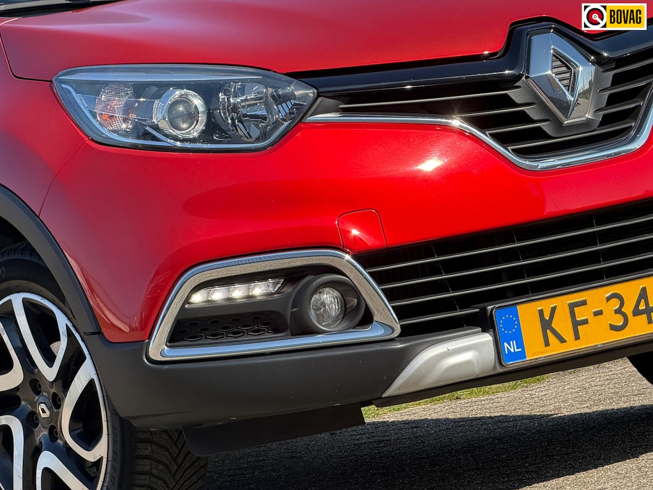 Renault Captur - 0.9 TCe Xmod - Rouge Flamme/Noir Etoile - Topstaat - AutoWereld.nl