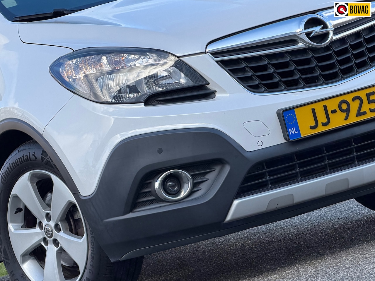 Opel Mokka - 1.4 T Innovation Automaat - Abalone White Metallic/Zwart leder - Schuifkanteldak - AutoWereld.nl