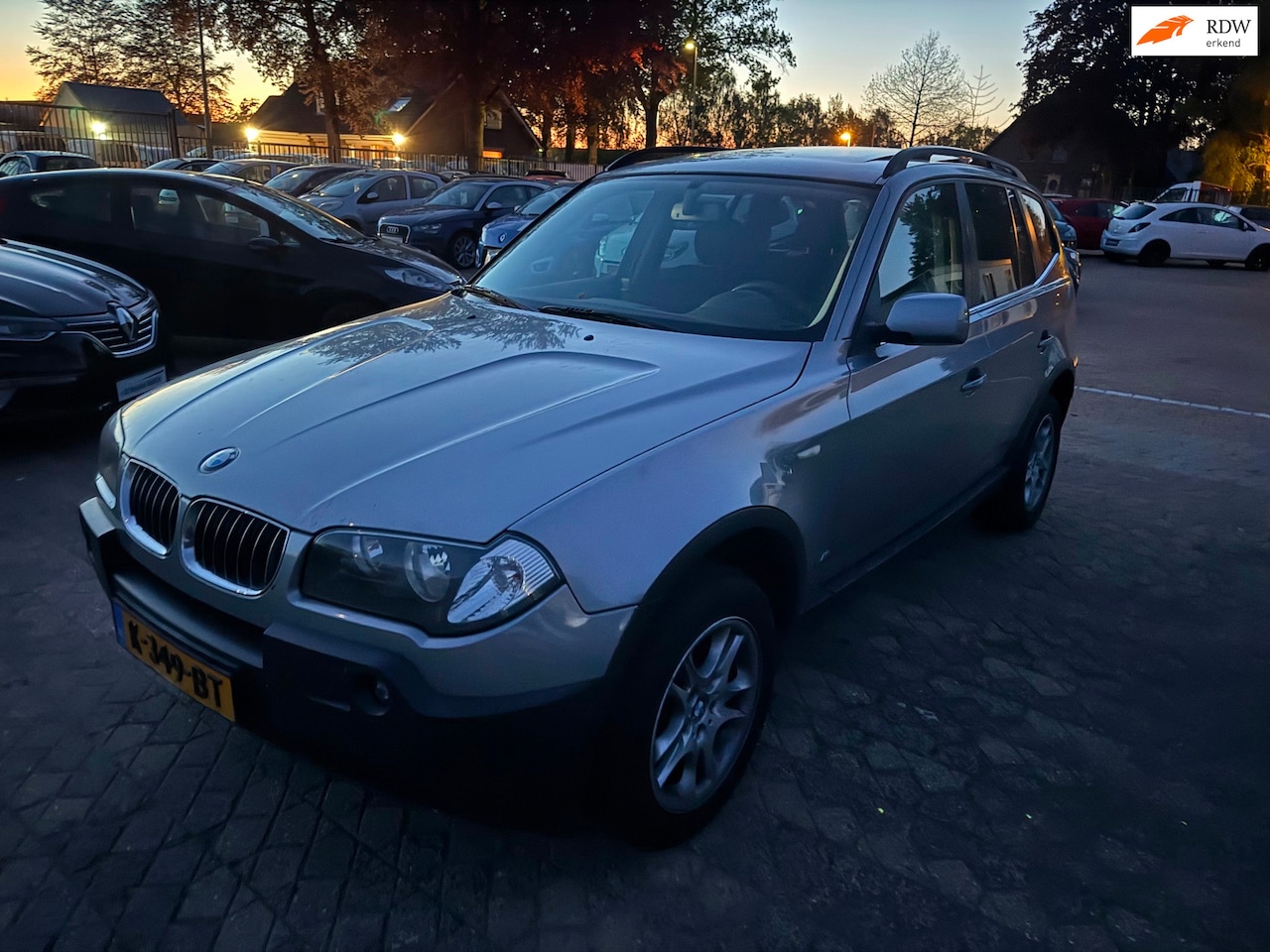 BMW X3 - 2.5i AUTOMAAT PANORAMA DAK GOED ONDERHOUDEN - AutoWereld.nl