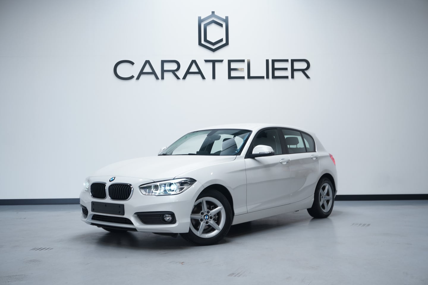 BMW 1-serie - 118i Corporate Lease Executive / led / airco - AutoWereld.nl