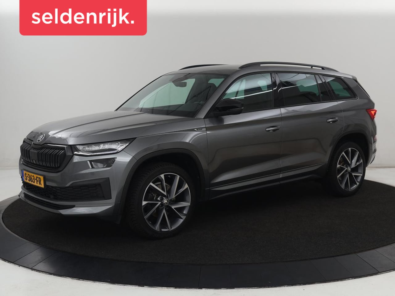 Skoda Kodiaq - 1.5 TSI Sportline Business 7 Persoons | Stoelverwarming | Adaptive cruise | Alcantara | Ma - AutoWereld.nl