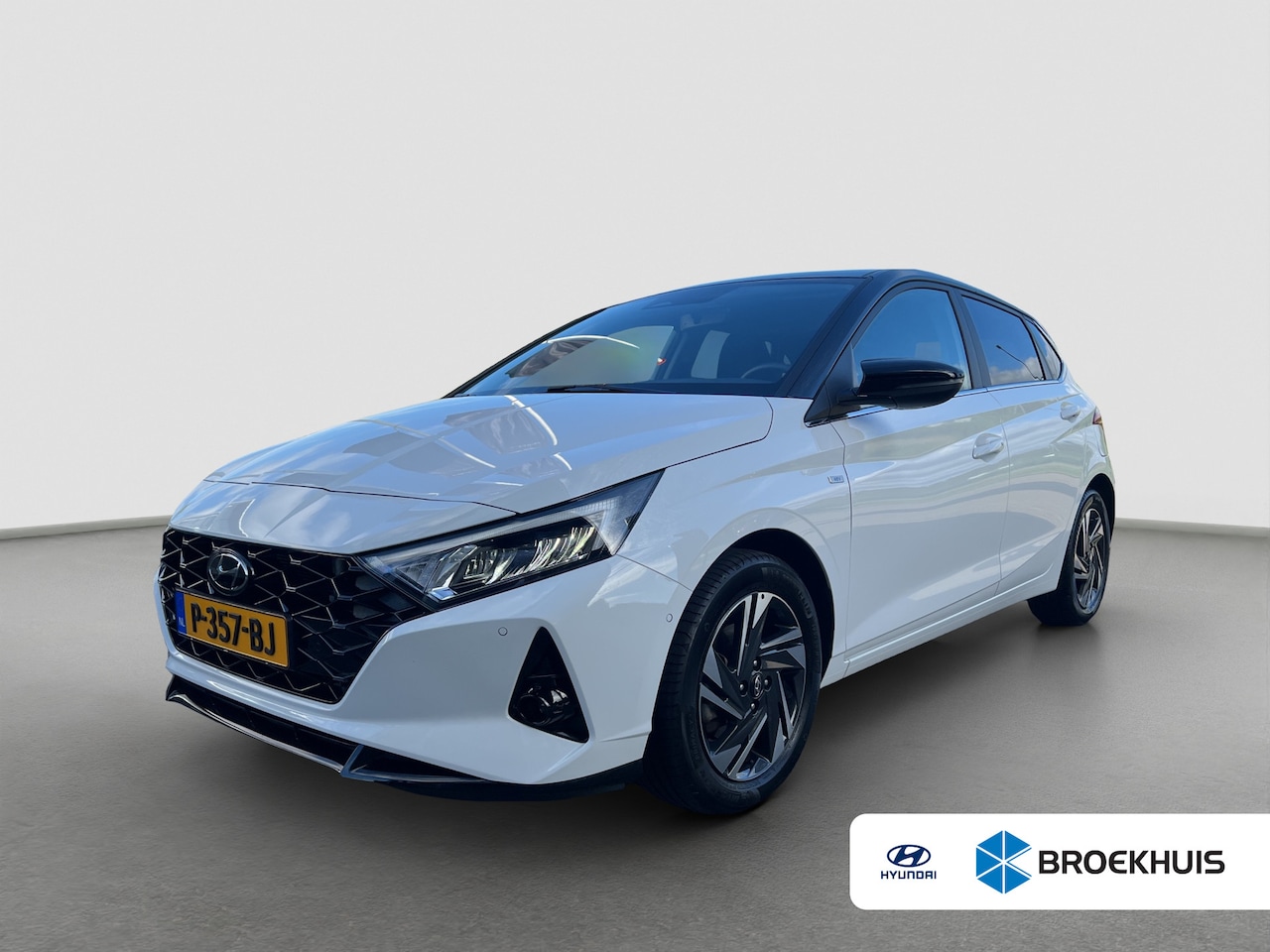 Hyundai i20 - 1.0 T-GDI 100pk Premium Automaat | Camera | Climate controle | Carplay | Adaptive cruise c - AutoWereld.nl