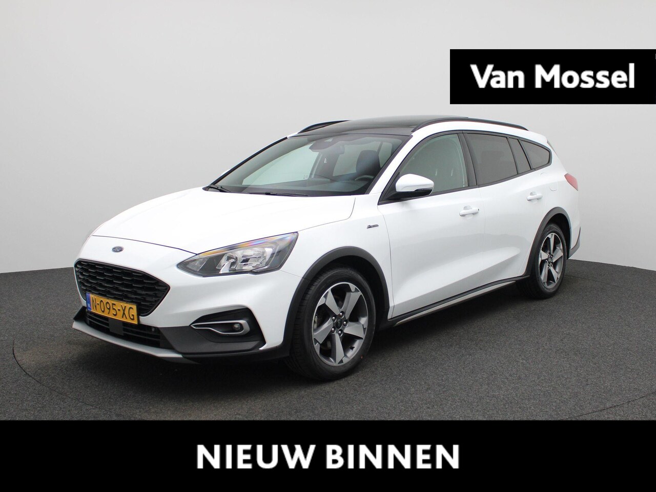 Ford Focus Wagon - 1.0 EcoBoost Active X Business | Trekhaak | Panoramadak | NAV | Camera | - AutoWereld.nl