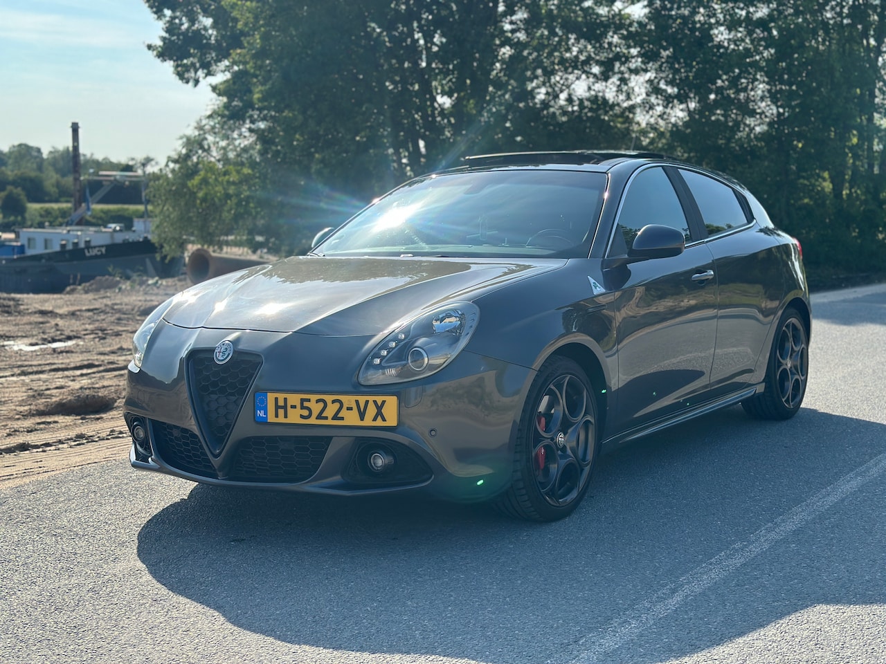 Alfa Romeo Giulietta - 1.7 TBi Quadrifoglio Verde PANO | BOSE | PERFECT ONDERHOUDEN - AutoWereld.nl