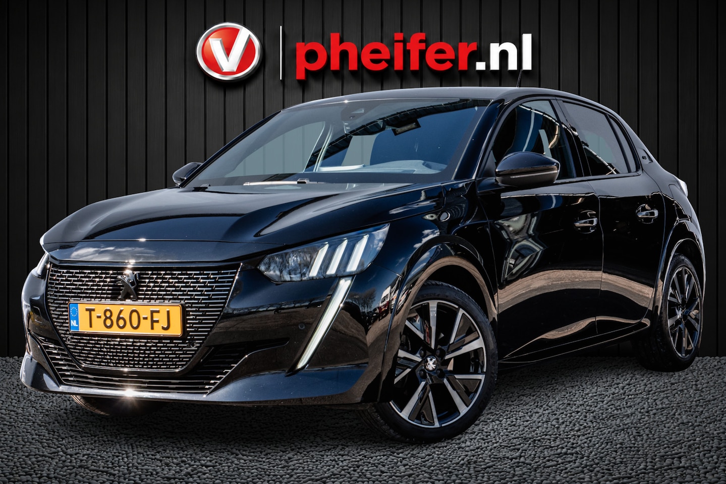 Peugeot 208 - 1.2 PureTech 100pk GT Sportstoelen/ Camera/ DAB+/ Carplay/ Climate control/ Cruise control - AutoWereld.nl