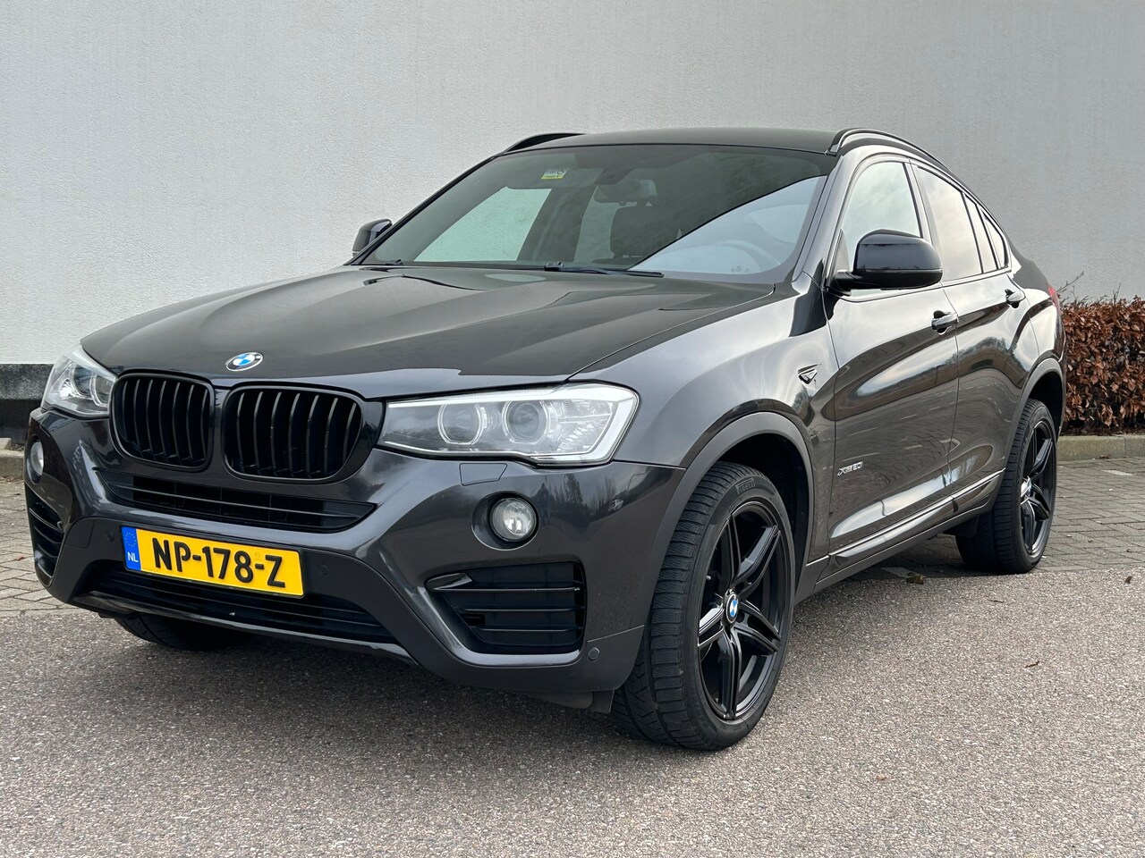BMW X4 - 2.0i xDrive Centennial High Executive Origineel Nederlandse auto - AutoWereld.nl