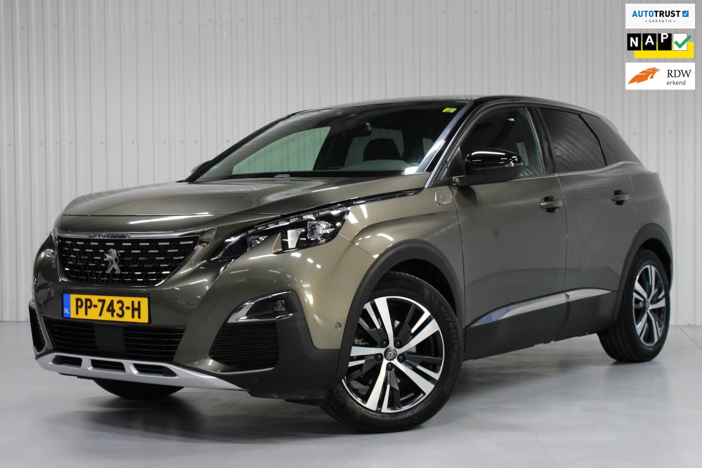 Peugeot 3008 - 1.6 e-THP GT Line 1.6 e-THP GT Line - AutoWereld.nl