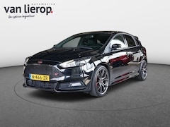 Ford Focus - 2.0 ST-3|LEDER|NAVI|CAMERA|STOEL/STUURVERW|CLIMATE
