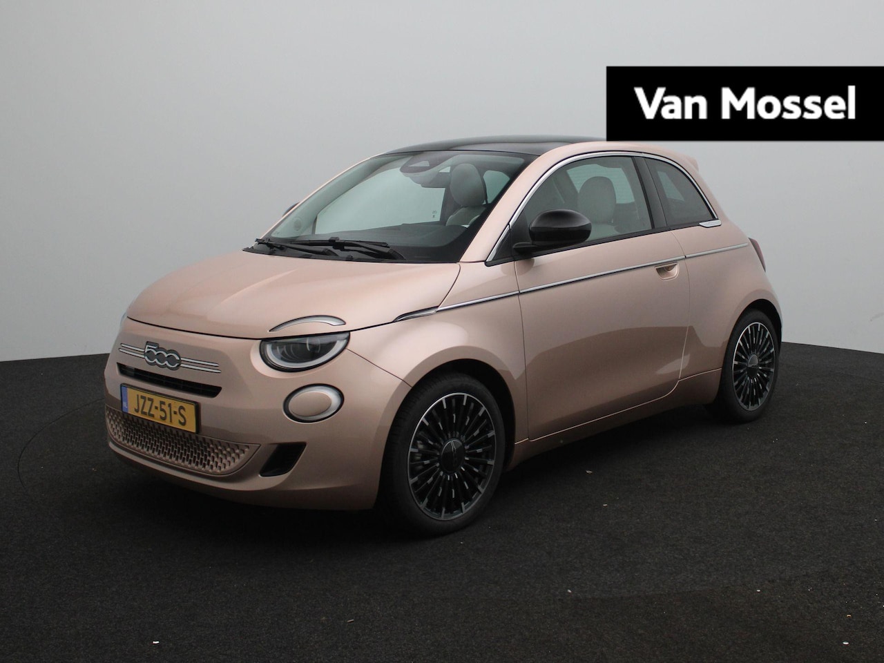 Fiat 500 - 1.0 Hybrid La Prima | 17"Lichtmetalen Velgen | Navigatie | Camera | Demo | Tot 8 jaar Spec - AutoWereld.nl