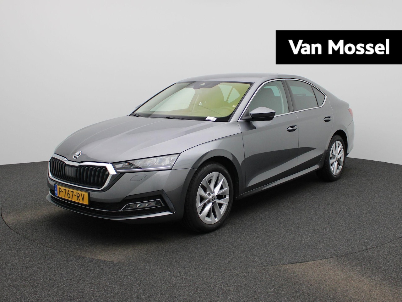 Skoda Octavia - 1.0 e-TSI Business Edition Plus AUTOMAAT | CAMERA | STOELVERWARMING | NAVIGATIE - AutoWereld.nl