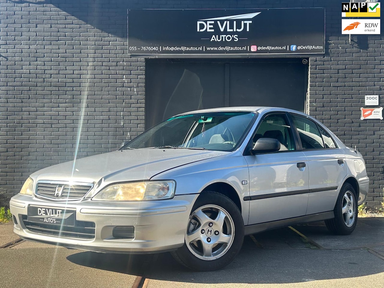 Honda Accord - 1.8i LS | Automaat | Elektrische Ramen | Carplay | Centraal Vergrendeling | Stuurbekrachti - AutoWereld.nl