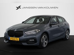 BMW 1-serie - 118i Executive Sport Line Stoelverwarming Trekhaak Live Cockpit Professional