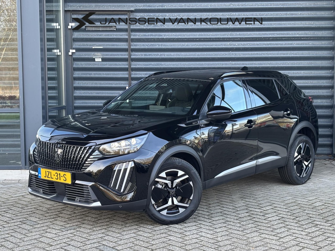 Peugeot 2008 - 1.2 Hybrid 145 GT / Alcantara / Full-Option / ACTIE / 6+2JR Garantie - AutoWereld.nl