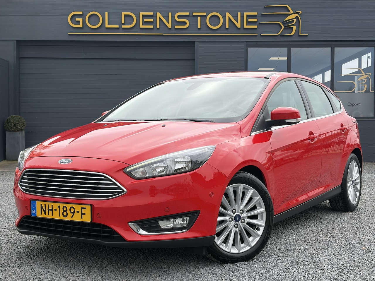 Ford Focus - 1.0 Titanium Navi,125pk,Trekhaak,Dealer Onderhouden,Pdc V+A,6 Bak,N.A.P,Clima,Cruise,Apk t - AutoWereld.nl