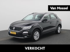 Volkswagen T-Roc - 1.0 TSI Style 110 PK| Origineel Nederlands | Navigatie | Parkeersensoren | Apple Carplay |