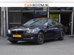 BMW 5-serie - 528i High Executive Pano HUD NAP Trekhaak Cruise Leder