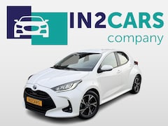Toyota Yaris - 1.5 Hybrid Dynamic *All-weather banden*Stoelverw